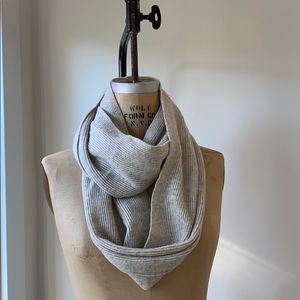 Aritzia Infinity Scarf